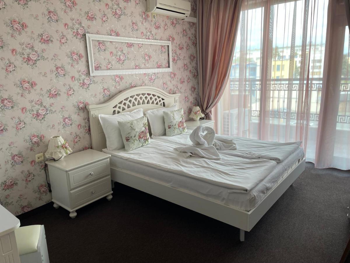 Family Hotel Deykin Napospart Kültér fotó