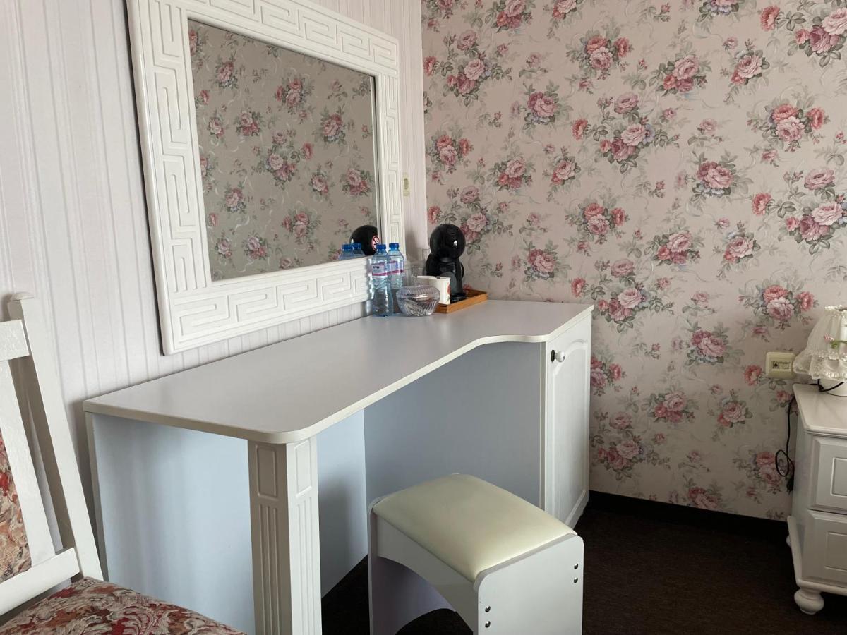 Family Hotel Deykin Napospart Kültér fotó