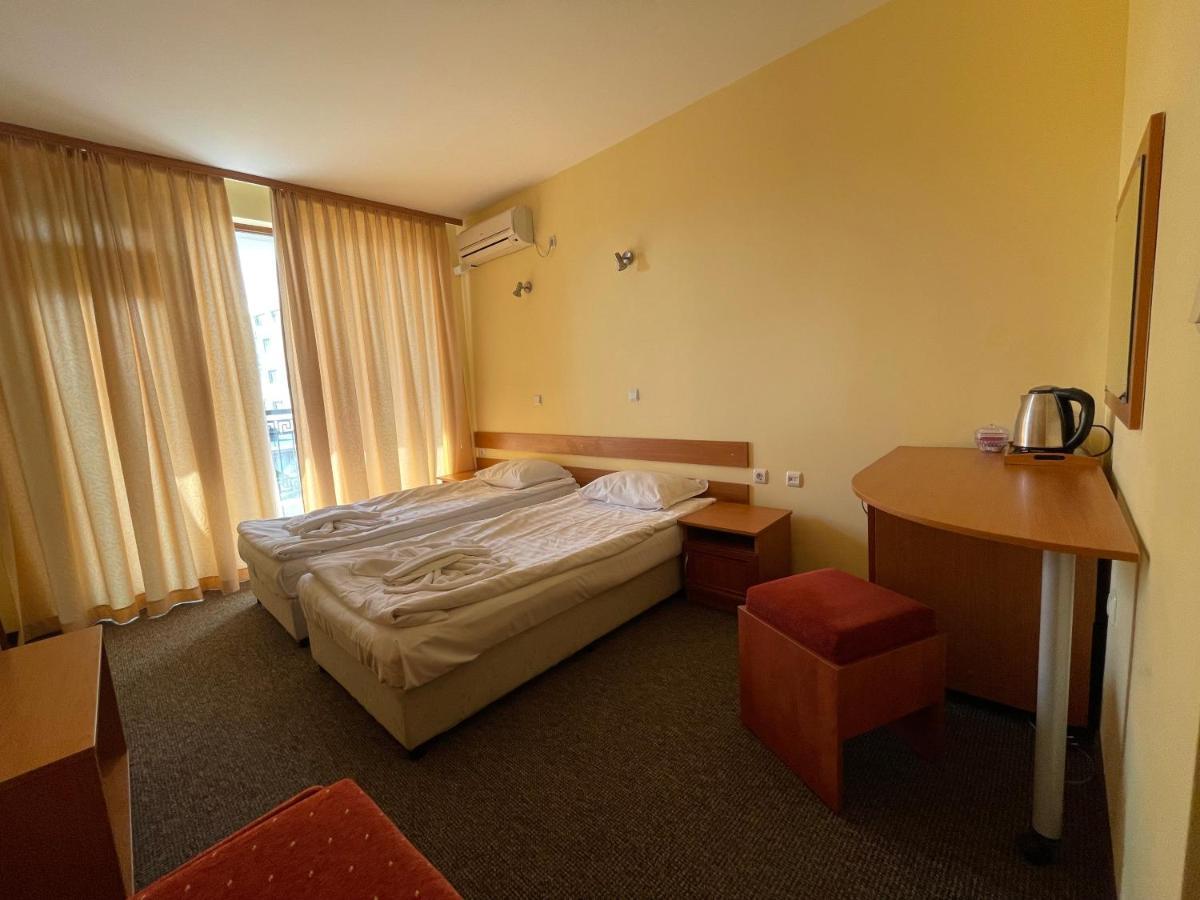 Family Hotel Deykin Napospart Kültér fotó