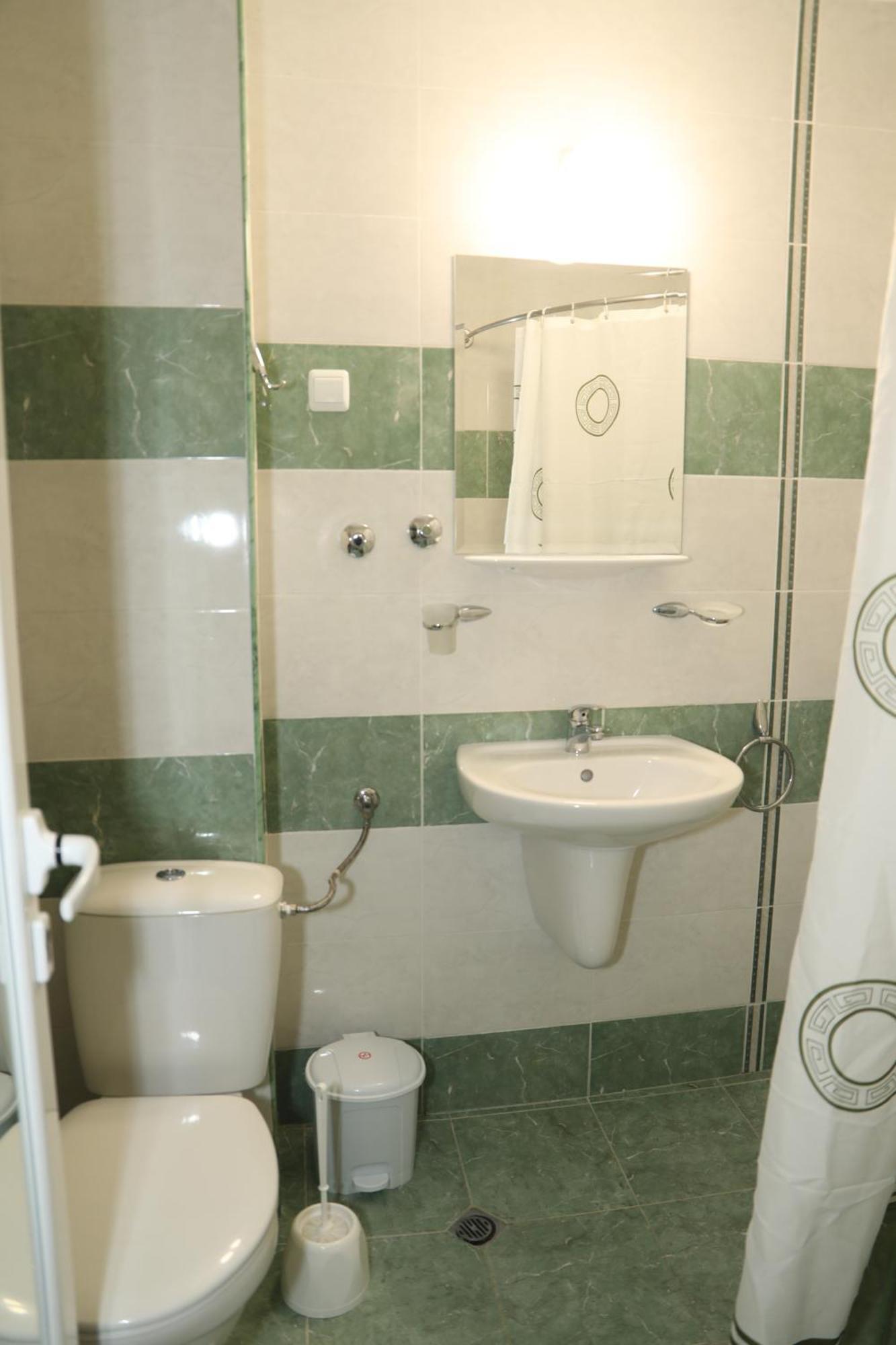 Family Hotel Deykin Napospart Kültér fotó