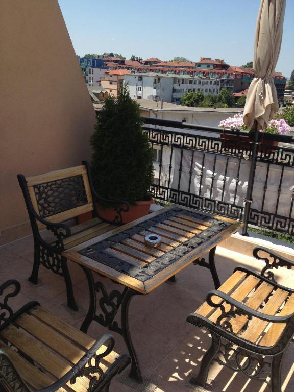 Family Hotel Deykin Napospart Kültér fotó
